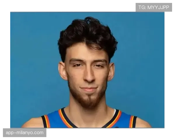 切特·霍姆格伦砍下高效篮下得分提升球队内线威胁