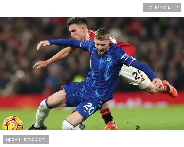 曼联战术体系缺乏稳定性，对赛季争冠形势造成关键制约